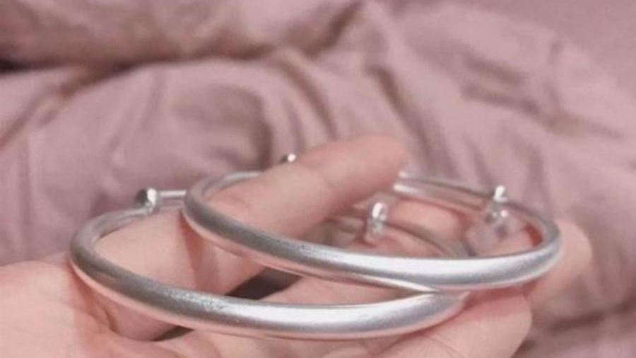 Vòng lắc bạc là vật phẩm phong thủy linh hoạt ứng dụng