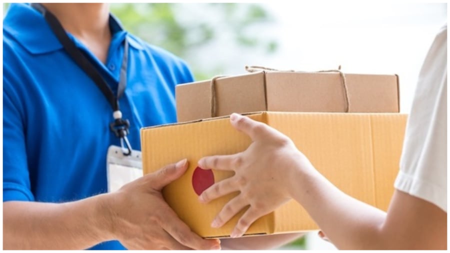 Nhận hàng đừng vội bóc ra ngay vì sao?