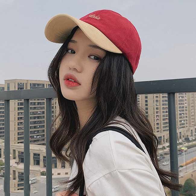 Nhất là với nàng tóc xoăn, chiếc mũ bóng chày vừa giúp Shbet123 Link Vào ShBet Mới Nhất bạn gọn gàng hơn vừa đem lại nét khỏe khoắn, trẻ trung cho tổng thể ngoại hình.