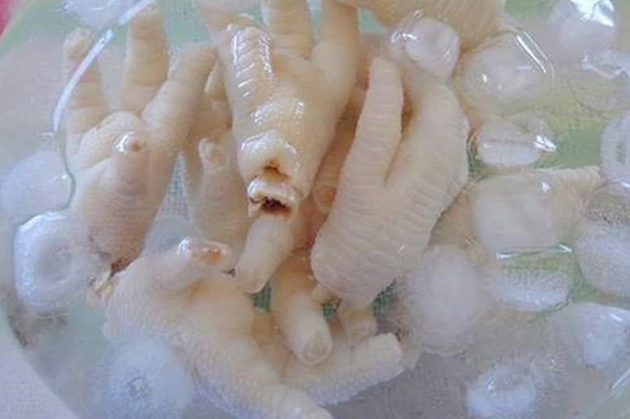 chan ga ngam nuoc da2