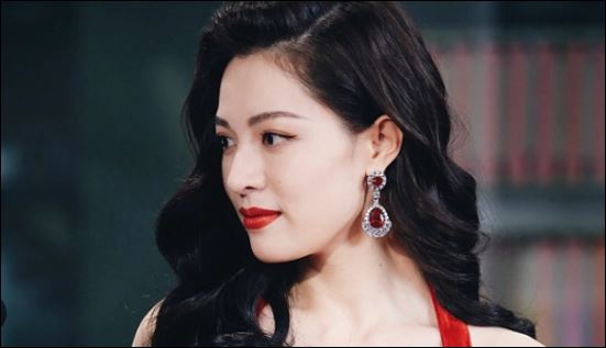 Một người phụ nữ khôn ngoan là không ngừng chăm sóc bản thân mình, không phải vì đàn ông hay ai khác mà vì yêu thương chính mình. (ảnh minh họa)