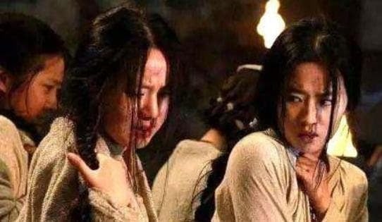 Phương pháp thứ hai và cũng là cách thức tàn nhẫn hơn, là việc sử dụng 