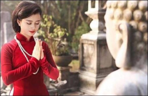 Khi bạn còn nhỏ, có anh chị em đồng hành cùng bạn trưởng thành, khi bạn trưởng thành thì anh chị em sẽ giúp đỡ bạn đầy đủ. (ảnh minh họa)