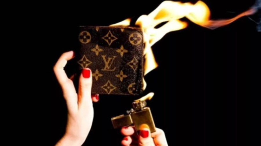 Ví tiền chính là biểu tượng cho của cải vật chất, sự giàu sang của mỗi người