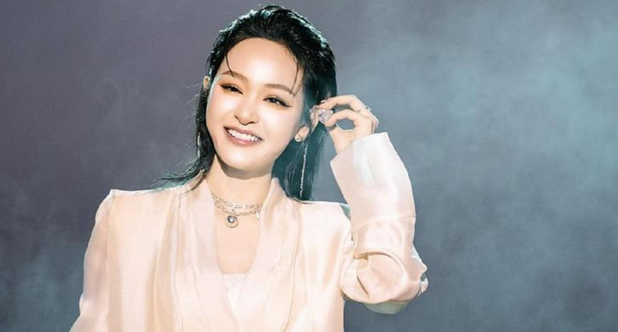 Người đẹp luôn thể hiện sự hồi hộp, lo lắng và công khai hứa với khán giả sẽ cố gắng trở thành phiên bản tốt nhất. 