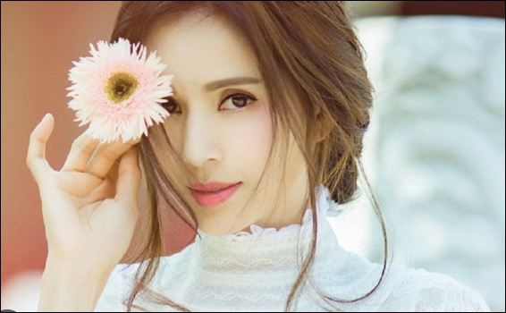 Đa số phụ nữ lúc nào cho rằng bản thân nên thay đổi để dung hòa, làm hài lòng những người khác. (ảnh minh họa)