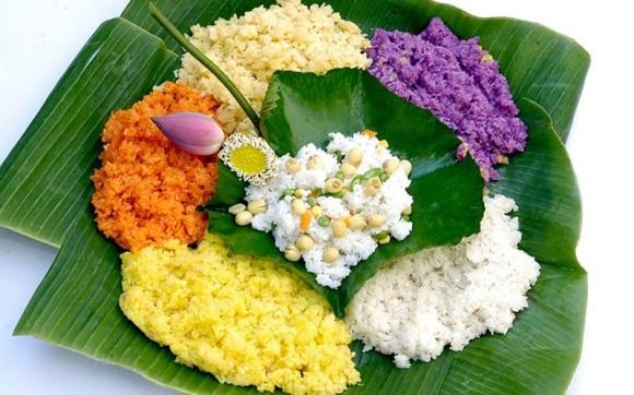 Cứ 10 phút thì đảo cho các hạt xôi chín đều, ráo nước.