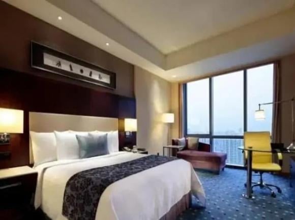 Khăn trải cuối giường không chỉ có ý nghĩa thực tiễn mà còn mang trong mình giá trị văn hóa và truyền thống.
