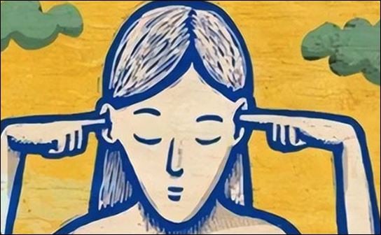 Phụ nữ nghèo ai cũng thích thể hiện tình cảm, ngày nào cũng khoe bạn bè hôm nay mình được mua cái này, mua cái kia. (ảnh minh họa)