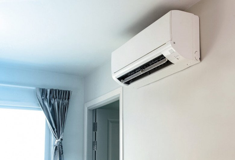 Ví dụ, nếu nhiệt độ cao nhất trong ngày là 34°C, thì việc đặt nhiệt độ của điều hòa ở mức 26-27°C là phù hợp nhất. 