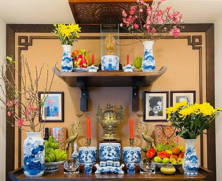 Việc đặt 3 hoặc 5 ly nước trên bàn thờ không liên quan gì đến những điều kiêng kỵ trong giới tâm linh.