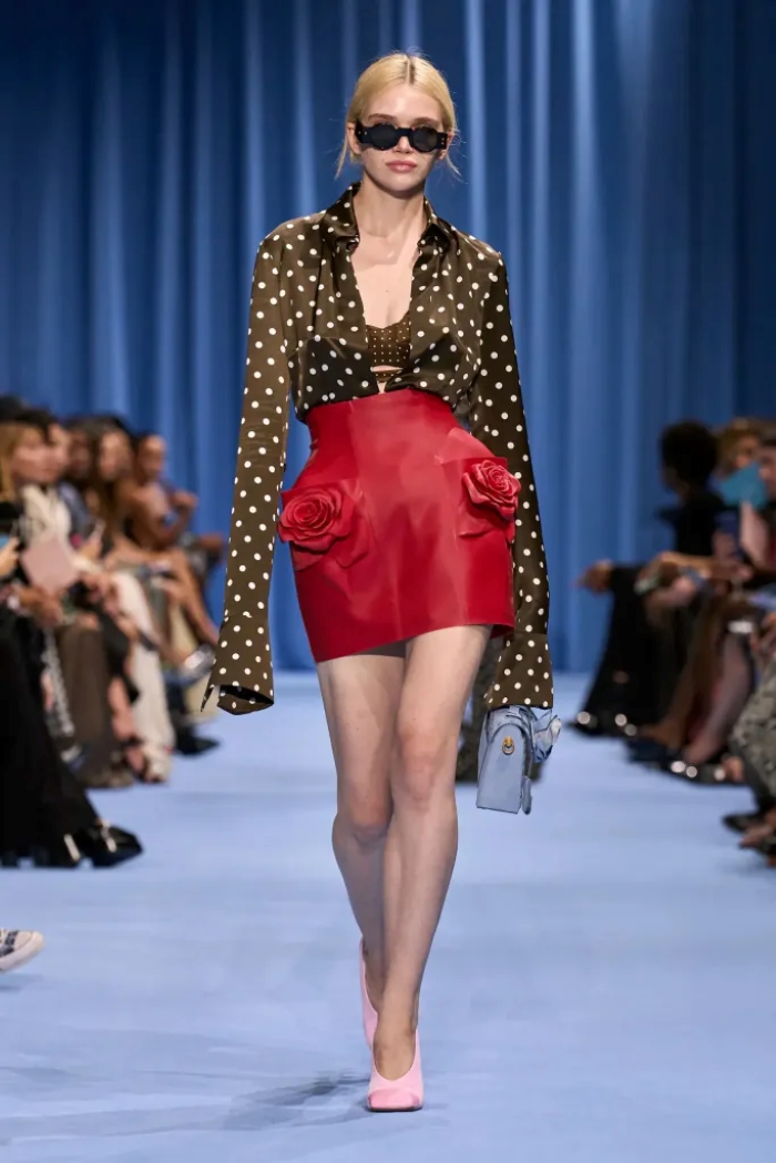 Balmain Xuân Hè 2024.