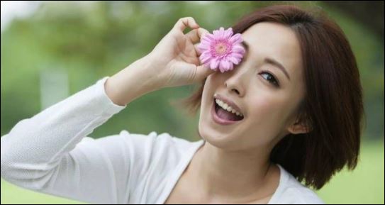 Phụ nữ cực kỳ nghiêm túc trong các mối quan hệ, đối xử hết lòng với người mình yêu (ảnh minh họa)
