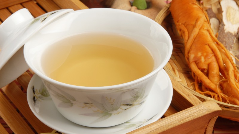 Trà nhân sâm thường được dùng như một phương pháp để phòng ngừa và hỗ trợ điều trị cảm lạnh và cúm