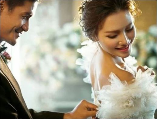  Phụ nữ giống như một đóa hoa mềm, đáng yêu nhưng yếu ớt, chẳng chịu nổi mưa gió thì khó mà trở thành kiểu phụ nữ vượng phu được. (ảnh minh họa)
