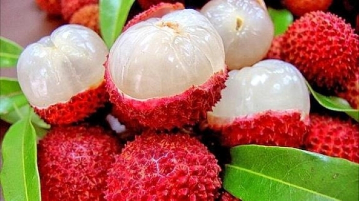 Ăn nhiều vải vì dễ ra mồ hôi lạnh, chân tay bủn rủn, chóng mặt, đau đầu…
