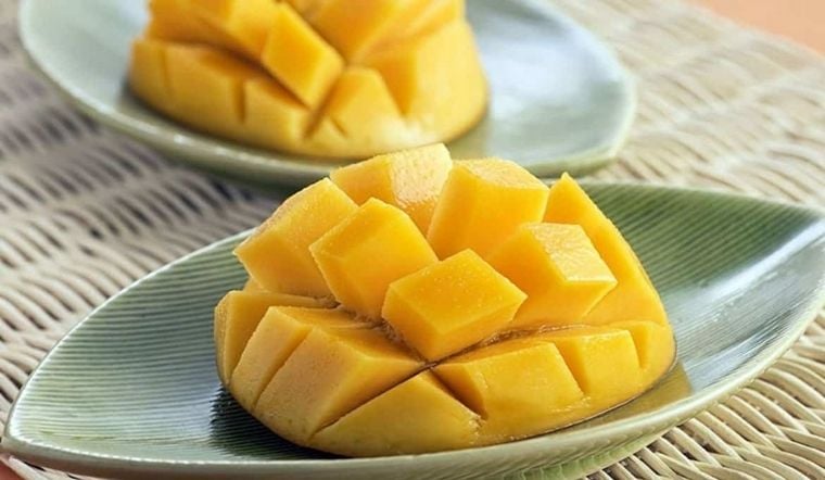 Xoài nhiều đường dễ gây sinh nhiệt, mụn bọc, rôm sảy…