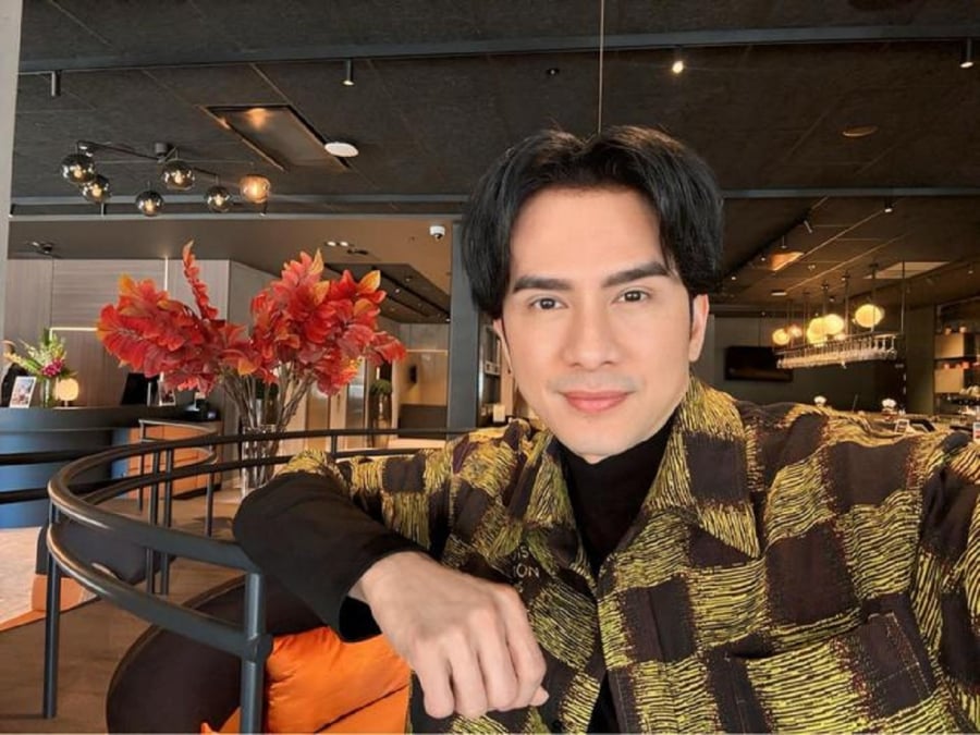 Vừa qua, Đan Trường đã chia sẻ việc bản thân gặp chấn thương: 