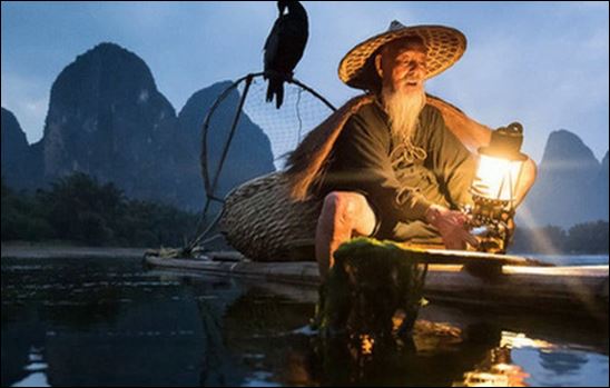 Vậy nên với kiểu người này, tốt nhất nên giữ khoảng cách. (ảnh minh họa)