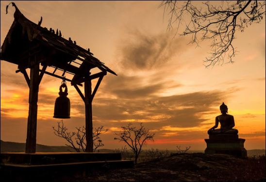 Nếu ai cũng để bản thân chịu thiệt một chút sớm muộn cũng sẽ có được phúc báu. (ảnh minh họa)