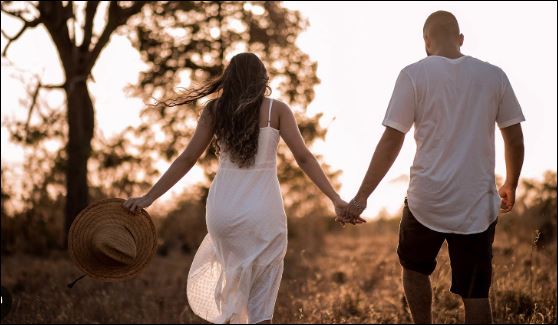 Tu trăm năm mới đi chung thuyền, tu nghìn năm mới nên duyên vợ chồng.  (ảnh minh họa)