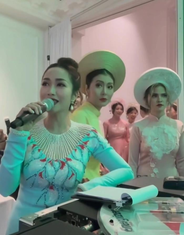 Ốc Thanh Vân chia sẻ khoảnh khắc tất bật tự chuẩn bị mọi thứ, từ việc gửi 3 con nhỏ qua nhà người quen đến việc tự trang điểm, SHBET 1000 World Cup đi làm. Trong lúc trò chuyện, Ngọc Huyền và Ốc Thanh Vân lên tiếng khi bị nói qua Úc diễn ở nhà hàng. Nữ nghệ sĩ cải lương đã quay sân khấu, các hàng ghế khán giả bên dưới và nói: 