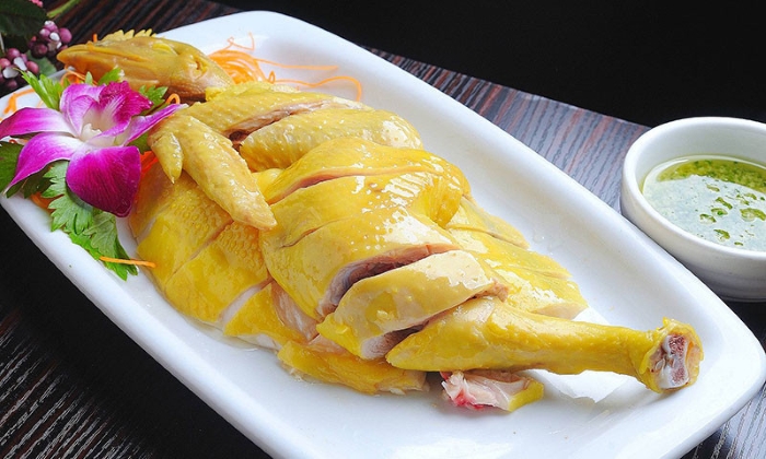 Thịt gà có ý nghĩa cho sự giàu có và thịnh vượng.