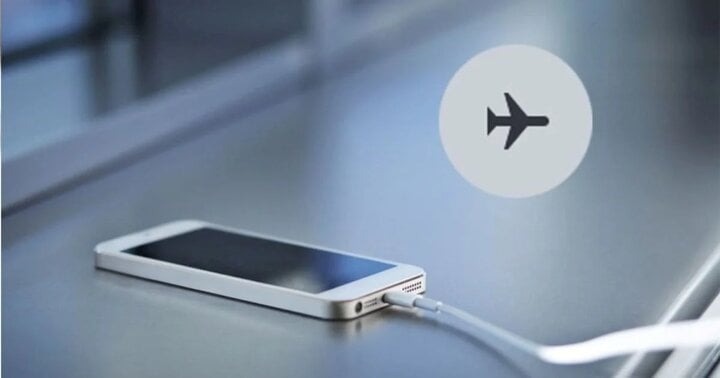 Vậy làm thế nào để sạc điện thoại di động nhanh hơn?