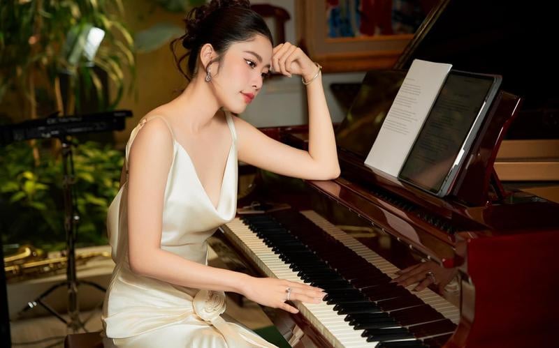 Nam Em thừa nhận kiệt sức vì kiếm tiền trả nợ cho mẹ nuôi.
