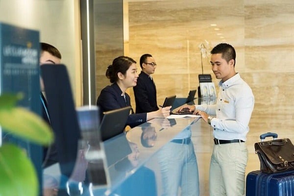 Một lời khuyên khác là bạn nên tránh những phòng không được thiết kế theo hình vuông hoặc hình chữ nhật chuẩn.