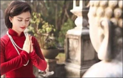 Khi bạn còn thơ ấu, anh chị em là người đồng hành của bạn, khi bạn trưởng thành thì anh chị em sẽ giúp đỡ bạn đầu đủ. (ảnh minh họa)