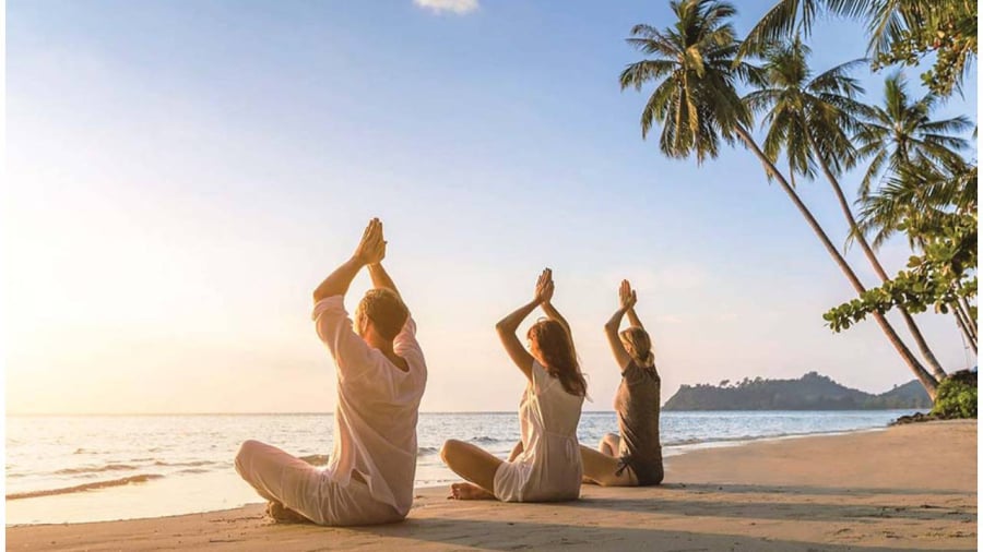 Thiền và hít thở sâu cũng giúp bạn cảm thấy thư giãn, chữa lành hiệu quả
