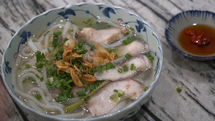 Bánh canh cá lóc    