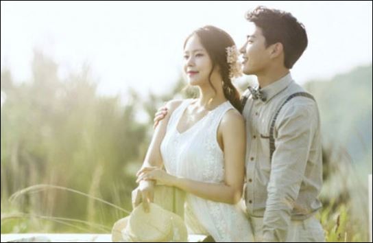 Phụ nữ có khí chất từ bên trong nên tướng mạo cũng sẽ rất đẹp. Dù họ chẳng phấn son mà vẫn rạng ngời. (ảnh minh họa)