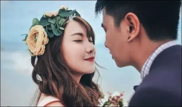 Từ xưa đến nay người phụ nữ được ví là nước. (ảnh minh họa)