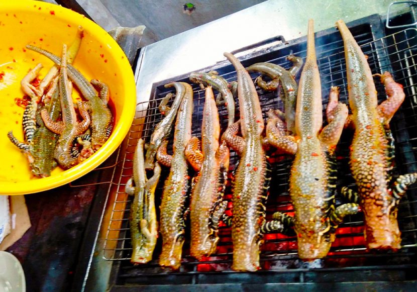 Món ăn này thường được thưởng thức cùng với rau xanh và chuối chát, giúp tăng thêm hương vị cho Shbet0099 cá cược trực tuyến