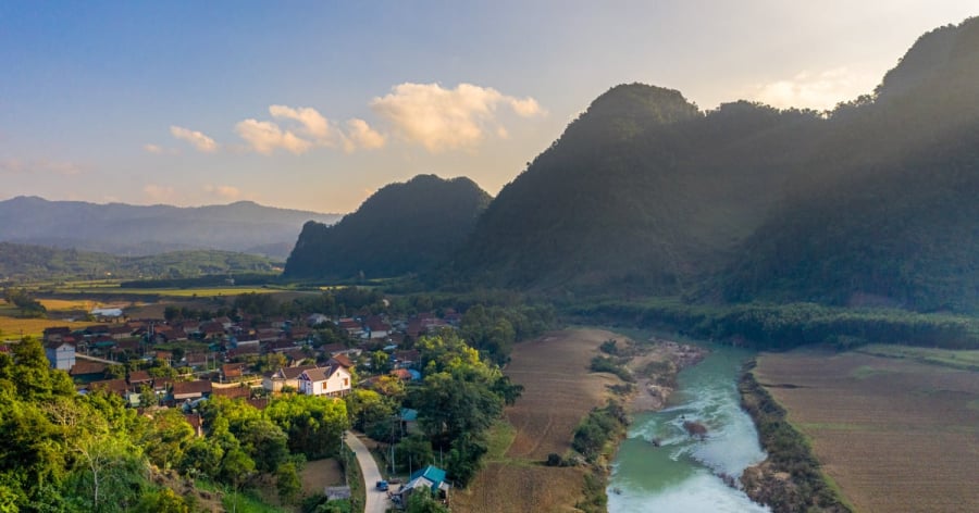 Du khách có thể ghé thăm Tân Hóa vào bất kỳ thời điểm nào trong năm