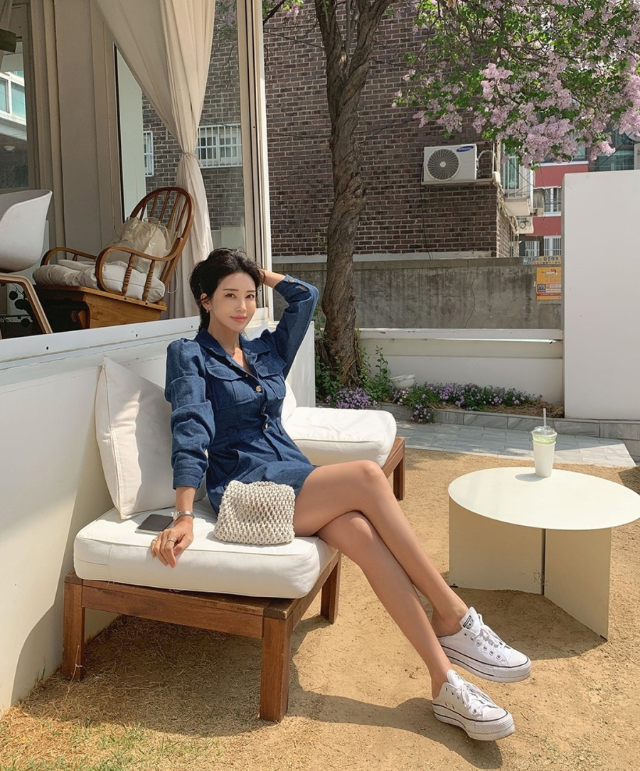 Giày sneaker có thể giúp chị em tránh tình trạng 