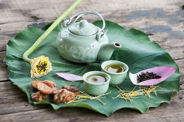 Trà lá sen có tác dụng cải thiện quá trình trao đổi chất