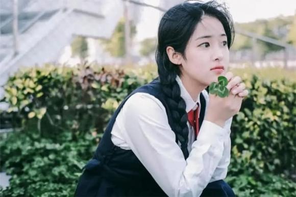 Người có ánh mắt thẳng thắn thường không sợ bị nhìn thấu, vì họ không che giấu gì đó. 