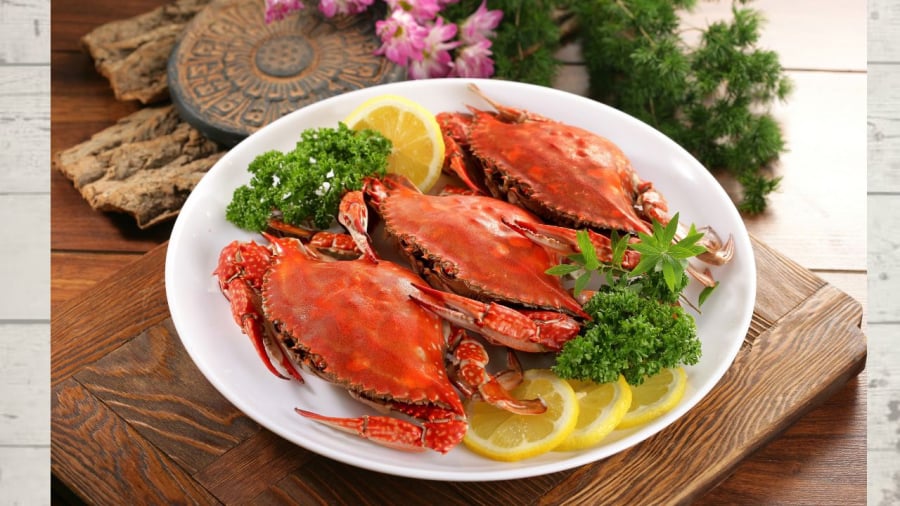 Cua ghẹ ngon hơn khi rửa bằng nước rượu, gừng