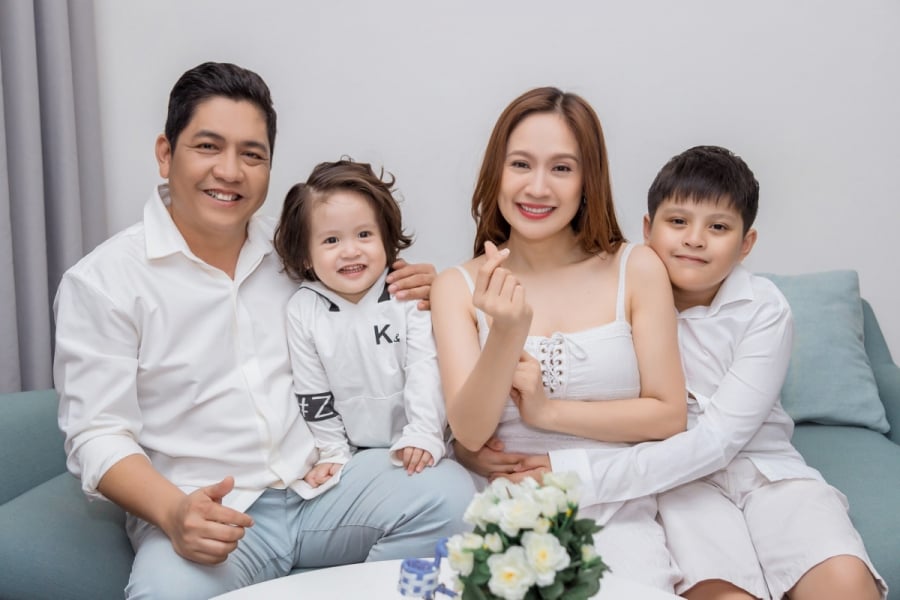 Cặp đôi chia sẻ bí quyết giúp họ giữ hạnh phúc trong hôn nhân là cả hai luôn cố gắng làm tròn bổn phận đối với bạn đời.