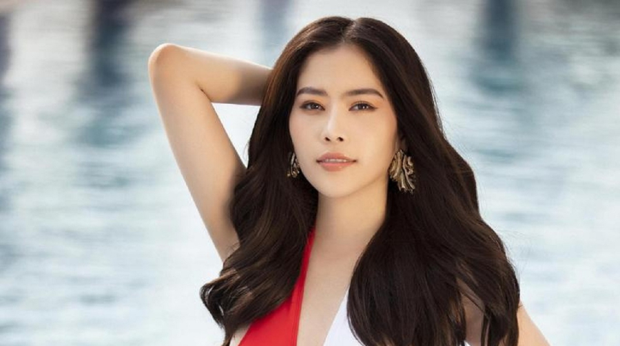 Nữ ca sĩ cho biết dù làm nghề nào nếu chân chính để kiếm ra tiền đều sẽ làm, không phạm pháp làm được.