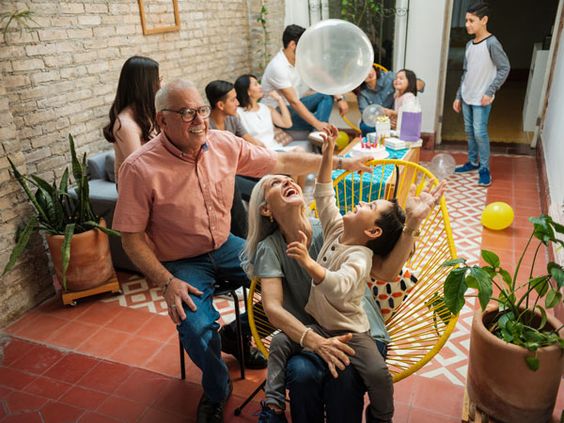 Đầu tiên là tiền tiết kiệm    