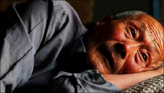 Thế nên hãy tự chăm sóc cho sức khỏe của mình để sống an yên những năm cuối đời. (ảnh minh họa)