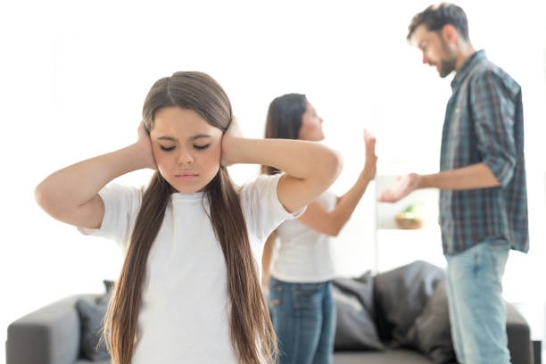 Cha mẹ là tấm gương mà con cái học hỏi, nếu luôn xảy ra mâu thuẫn thì sẽ tạo ra một môi trường không tốt cho sự phát triển của trẻ.