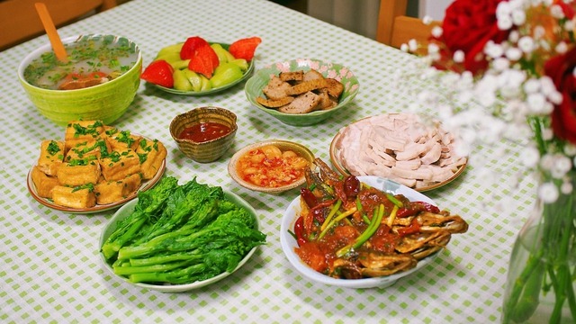 Chúng ta thường nói, khi thức ăn thơm ngon, trong lòng cảm thấy yên bình và hạnh phúc.