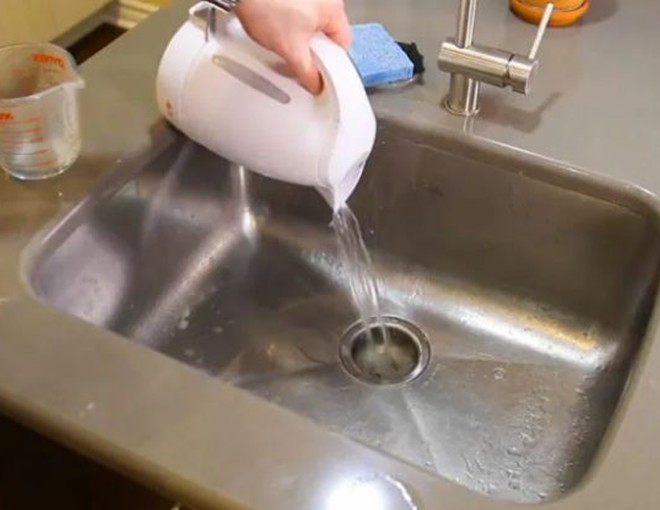 Việc này kéo dài sẽ ảnh hưởng đến tuổi thọ của đường ống.