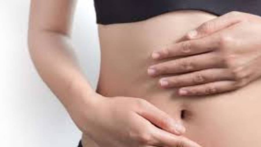 Xoa bụng nhẹ nhàng trước khi đi ngủ rất tốt cho sức khỏe