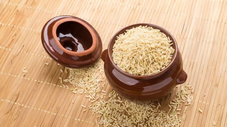 Gạo trong quá trình vận chuyển có thể nhiễm bẩn, hạt vi nhựa nếu đựng trong đồ nhựa